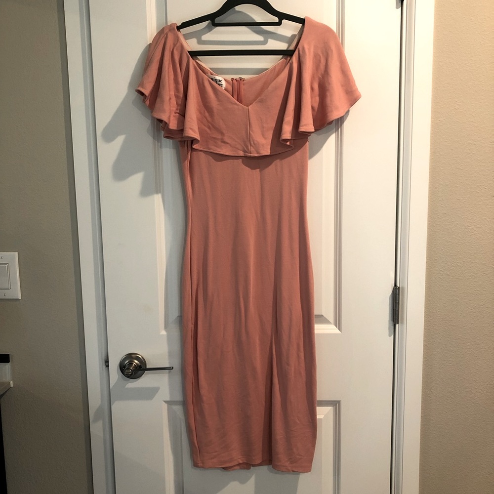 Peach Unique Vintage Off-Shoulder Wiggle Dress
